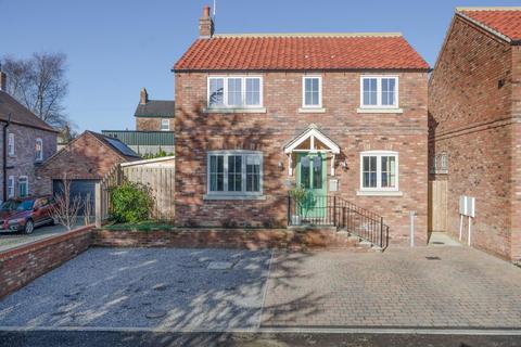 Farriers House Back Lane, Raskelf, York, YO61 3LT