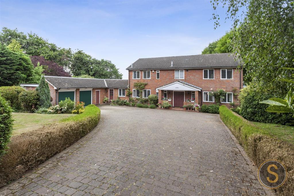 Gravel Path, Berkhamsted 4 bed house £2,000,000