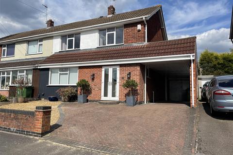 3 bedroom semi-detached house for sale - Whitesand Close, Glenfield, Leicester