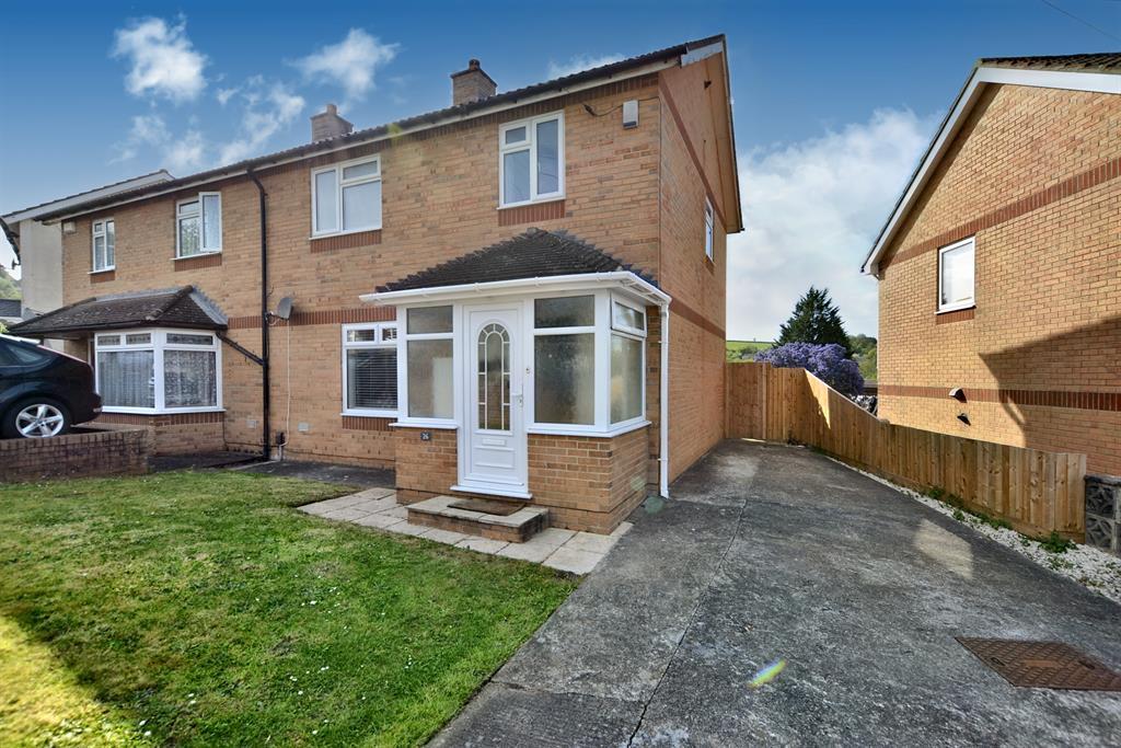 Redford Crescent, Bristol, BS13 8RZ 3 bed semidetached house £295,000