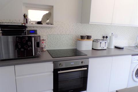 24 Heol Caredig, Tonna, Neath, SA11 3LQ