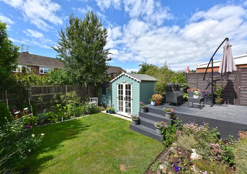 80 Well Meadow, Bridgnorth 3 bed semidetached house £290,000