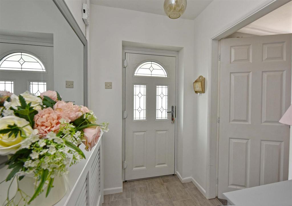 80 Well Meadow, Bridgnorth 3 bed semidetached house £290,000