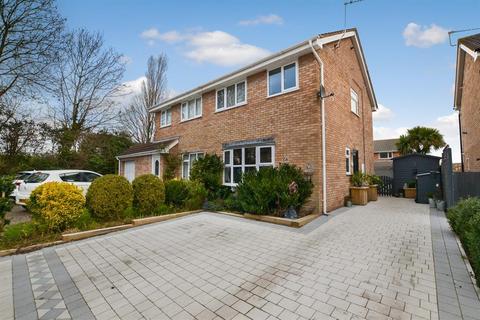 6 Hapsburg Close, Weston-super-mare, BS22 7UH