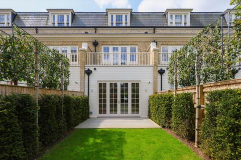2 bedroom terraced house for sale - Magna Carta Park, Englefield Green, Surrey, TW20