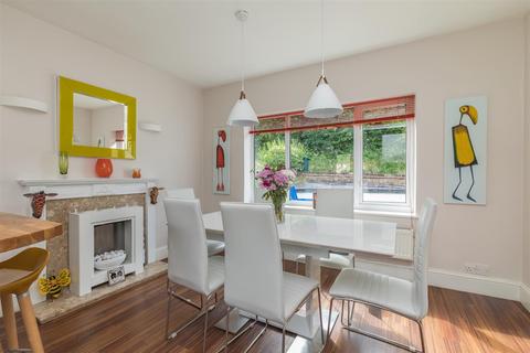 3 bedroom semi-detached house for sale - The Deeside, Brighton