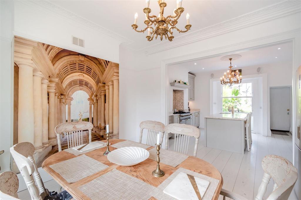8512468-interior22.jpg