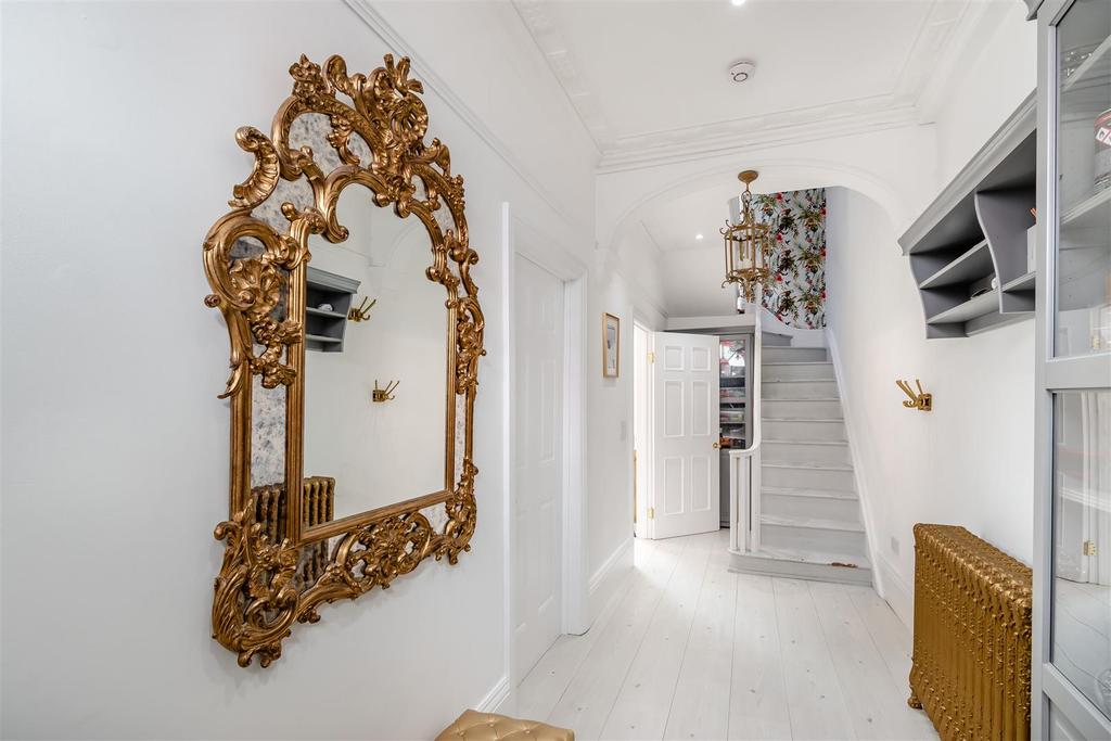 8512468-interior17.jpg