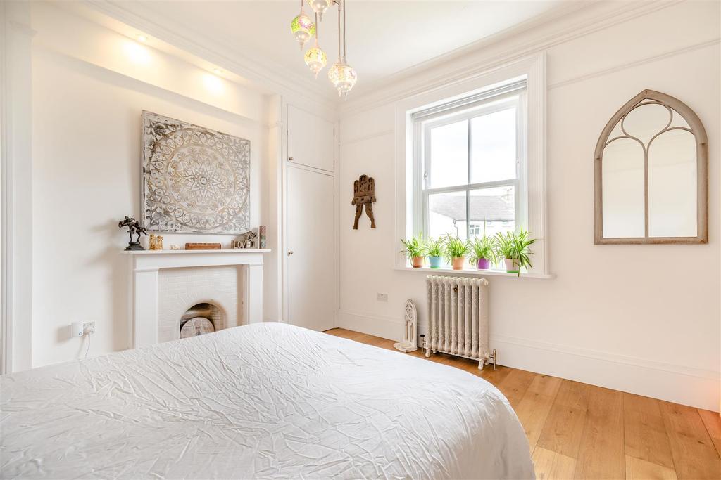 8512468-interior11.jpg