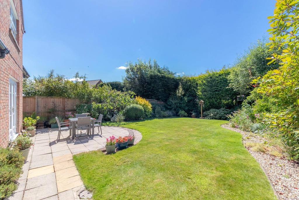 Appleby Avenue, Knaresborough 3 bed house £445,000