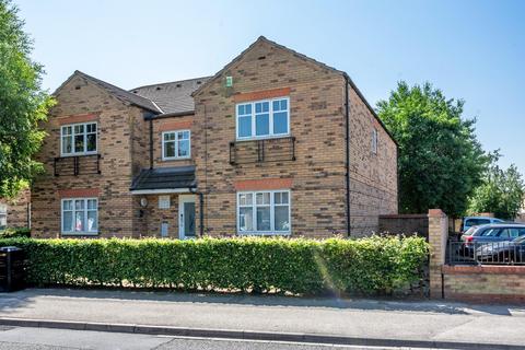 2 bedroom apartment for sale - Oak Tree Court, Haxby, York