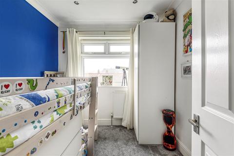 3 Cherry Tree Walk, Tadcaster, LS24 9HS