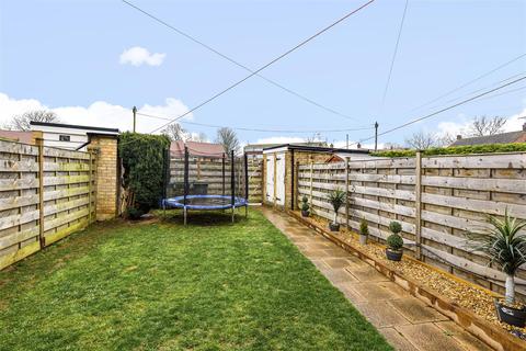3 Cherry Tree Walk, Tadcaster, LS24 9HS