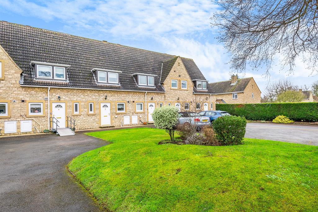 Hall Mews, Clifford Road, Boston Spa, Wetherby 2 bed terraced house £