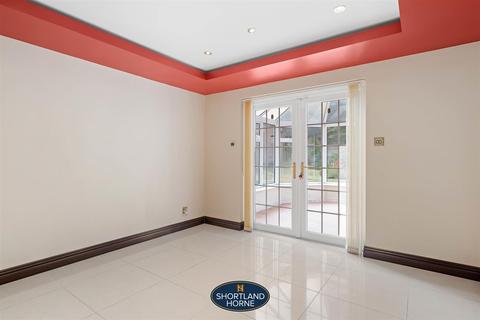 5 Applecross Close, Coventry, CV4 8JW
