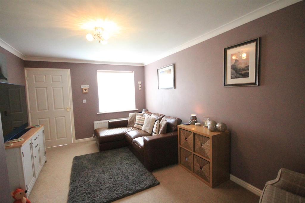 Deerness Heights, Stanley, Crook 3 bed semidetached house £160,000