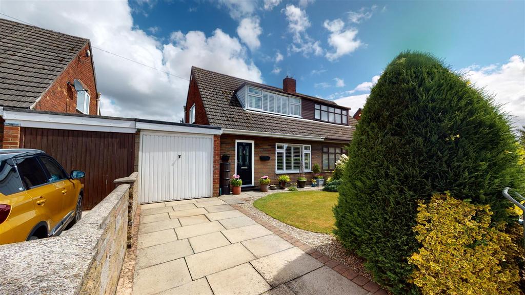 News Lane, Rainford, WA11 7 2 bed semidetached house £220,000