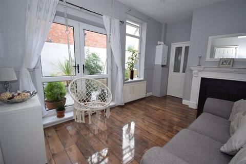 5 bedroom terraced house for sale - Mortimer Road, South Shields