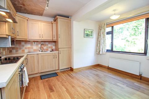 4 bedroom semi-detached house for sale - Balmoral Road, Ripon