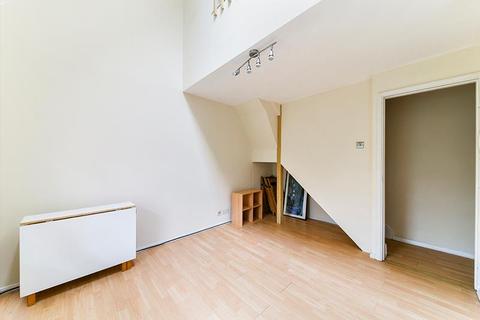 1 bedroom flat to rent - Coopers Close, Stepney, London, E1