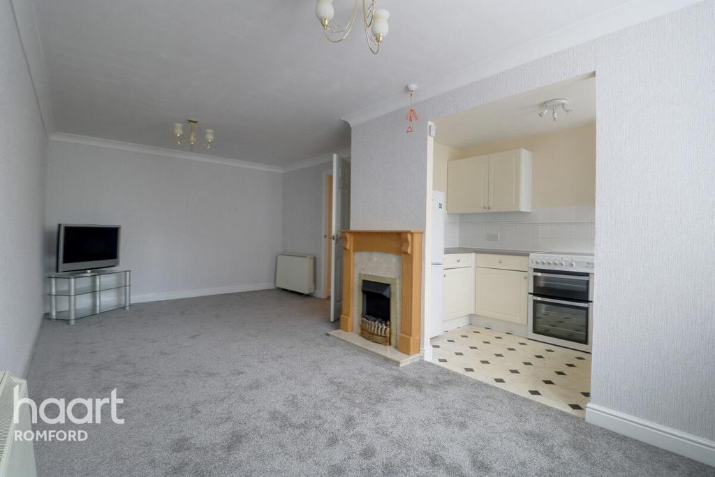 Gibson Court, Regarth Avenue, Romford... 1 bed apartment for sale £