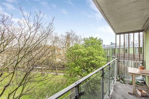 undefined, Wharf Lane, London, E14