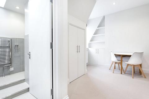 1 bedroom apartment to rent, Egerton Gardens, Knightsbridge, London, SW3