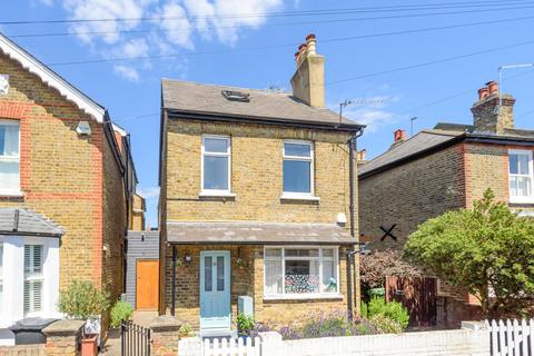 2 bedroom maisonette for sale - Shortlands Road, Kingston upon Thames