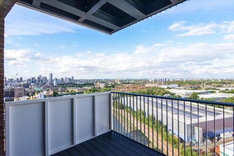 2 bedroom flat for sale, Skyline Apartments, Bromley By Bow, London