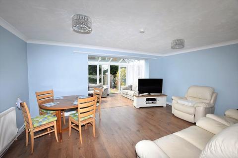 4 bedroom semi-detached house for sale - Bretts Field, Peacehaven BN10