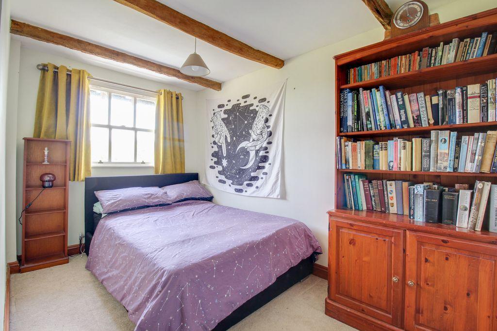 Bedroom 2 (Double)