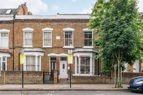 4 bedroom terraced house to rent - Elthorne Road, London, n19