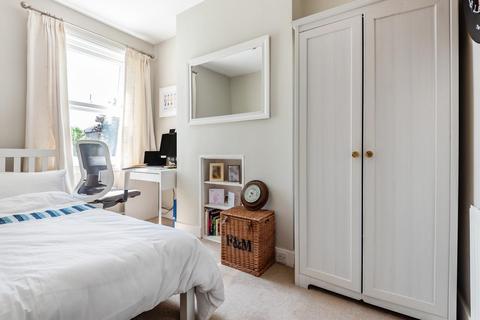 14 Datchet Road, London, SE6 4BX