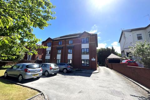 2 bedroom apartment for sale - 27 Westcliffe Road, Southport, Merseyside, PR8 2BL