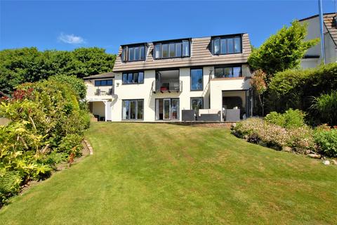 4 bedroom detached house for sale, Cliff Road, Hythe, CT21