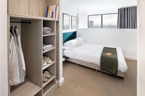 2 bedroom apartment to rent - Sky Gardens