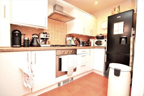2 bedroom apartment for sale - Hill Lane, Southampton, Hampshire, SO15