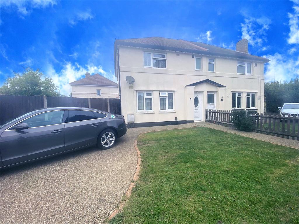 Charter Crescent, Hounslow, TW4 6 AY