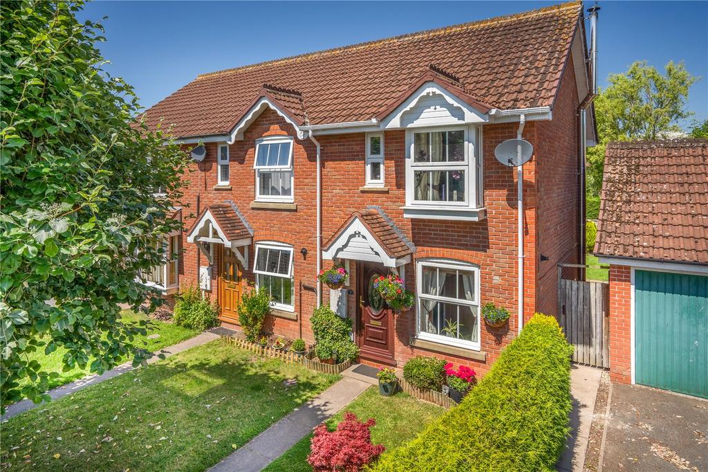 9 Langford Close, Ludlow, Shropshire 2 bed end of terrace house £220,000