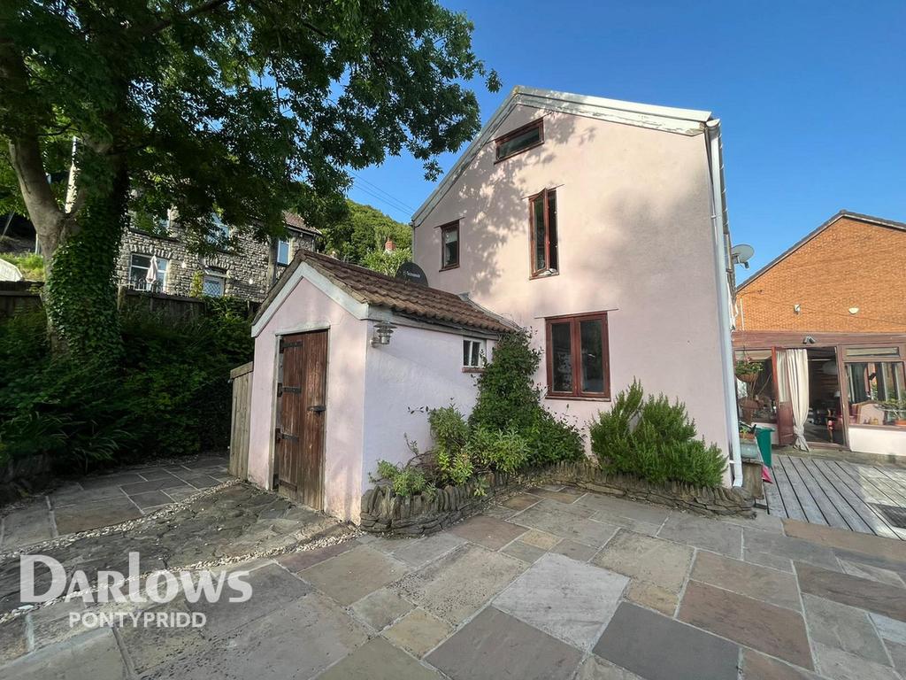 Pantygraigwen Road, Pontypridd 4 bed detached house for sale £450,000