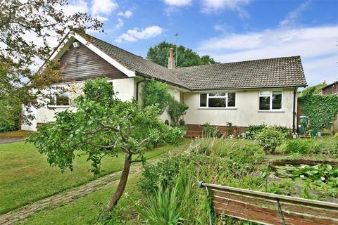 3 bedroom detached bungalow for sale - Church Road, Lingfield, Surrey