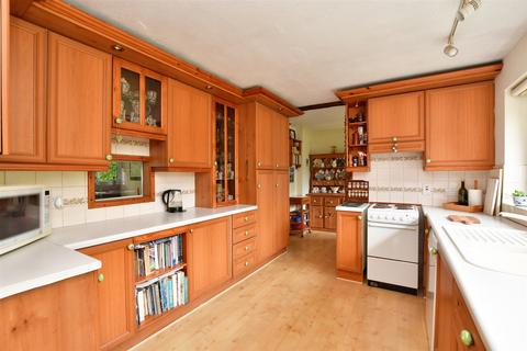 Lockington Church Road, Lingfield, RH7 6AH
