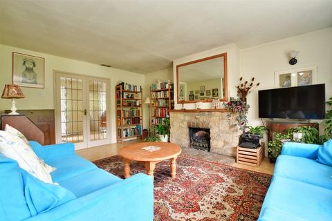 Lockington Church Road, Lingfield, RH7 6AH