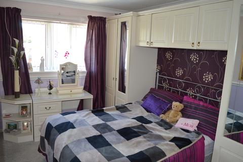 12 Clos Ogney, Llantwit Major, CF61 2SN