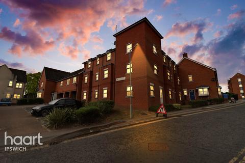 33 Bramley Hill, Ipswich, IP4 2AE