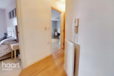 33 Bramley Hill, Ipswich, IP4 2AE