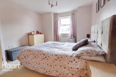 33 Bramley Hill, Ipswich, IP4 2AE