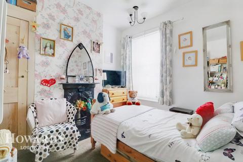 13 Alexandra Road, Lowestoft, NR32 1PH