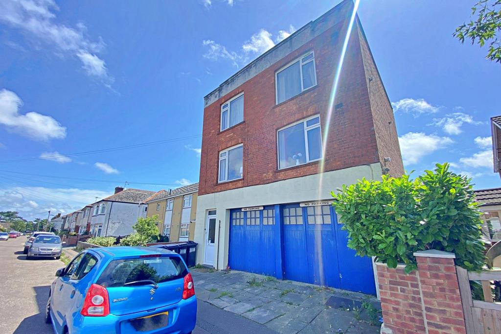 Springbourne 4 bed detached house for sale £280,000