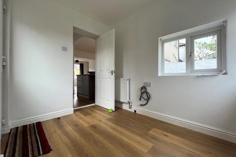129 Blackhalve Lane, Wolverhampton, WV11 1AH